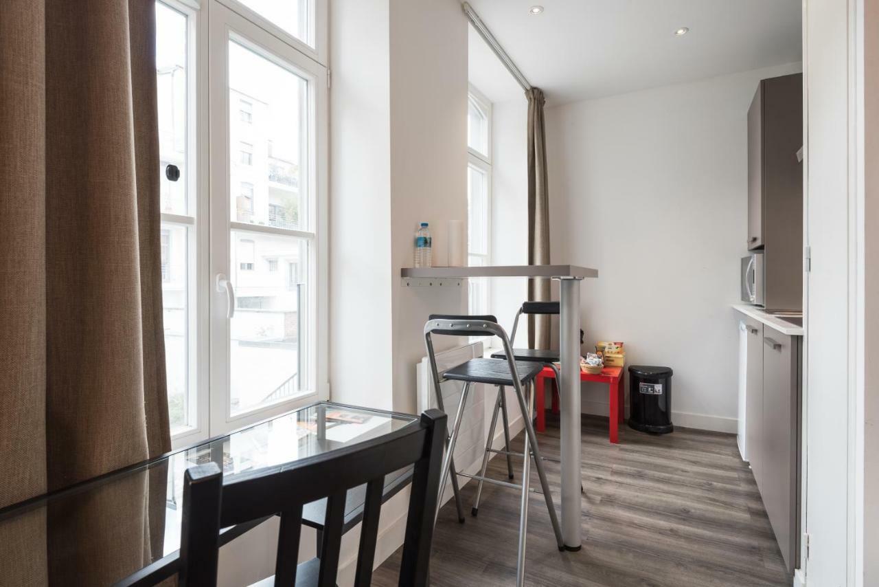 Appart Republique Parking Prive Gratuit Lille Exteriör bild